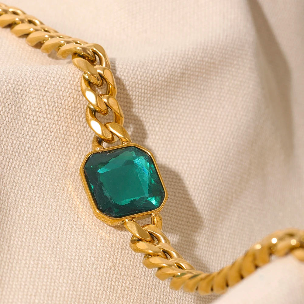 The Vintage Statement Necklace