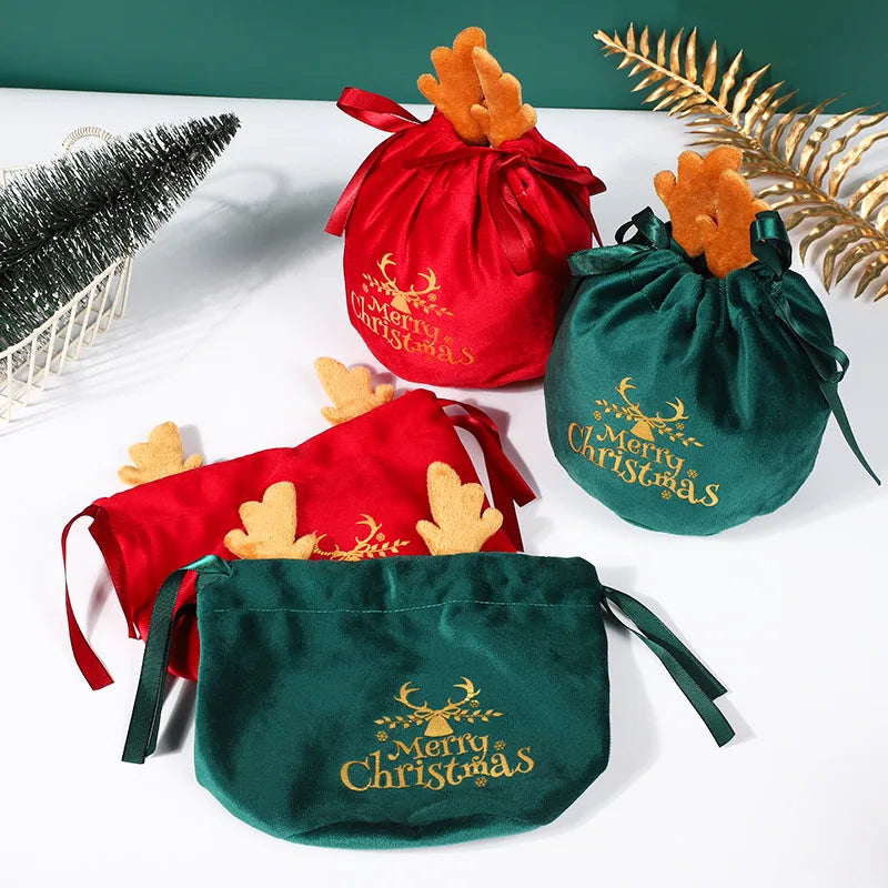 Velvet Gift Pouch - Christmas Edition